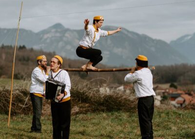 spectacle petit présent pour grand futur, Cie Artiflette