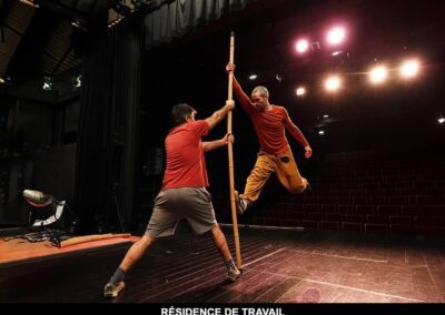 spectacle petits présents pour grand futur, travail en résidence