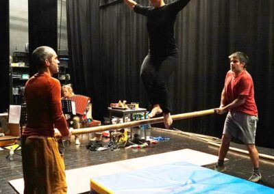 spectacle petits présents pour grand futur, travail en résidence