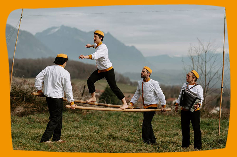 diaporama-accueil-cie-artiflette-petit-present-pour-grand-futur5 Spectacle Petit présent pour grand futur de la Cie Artiflette