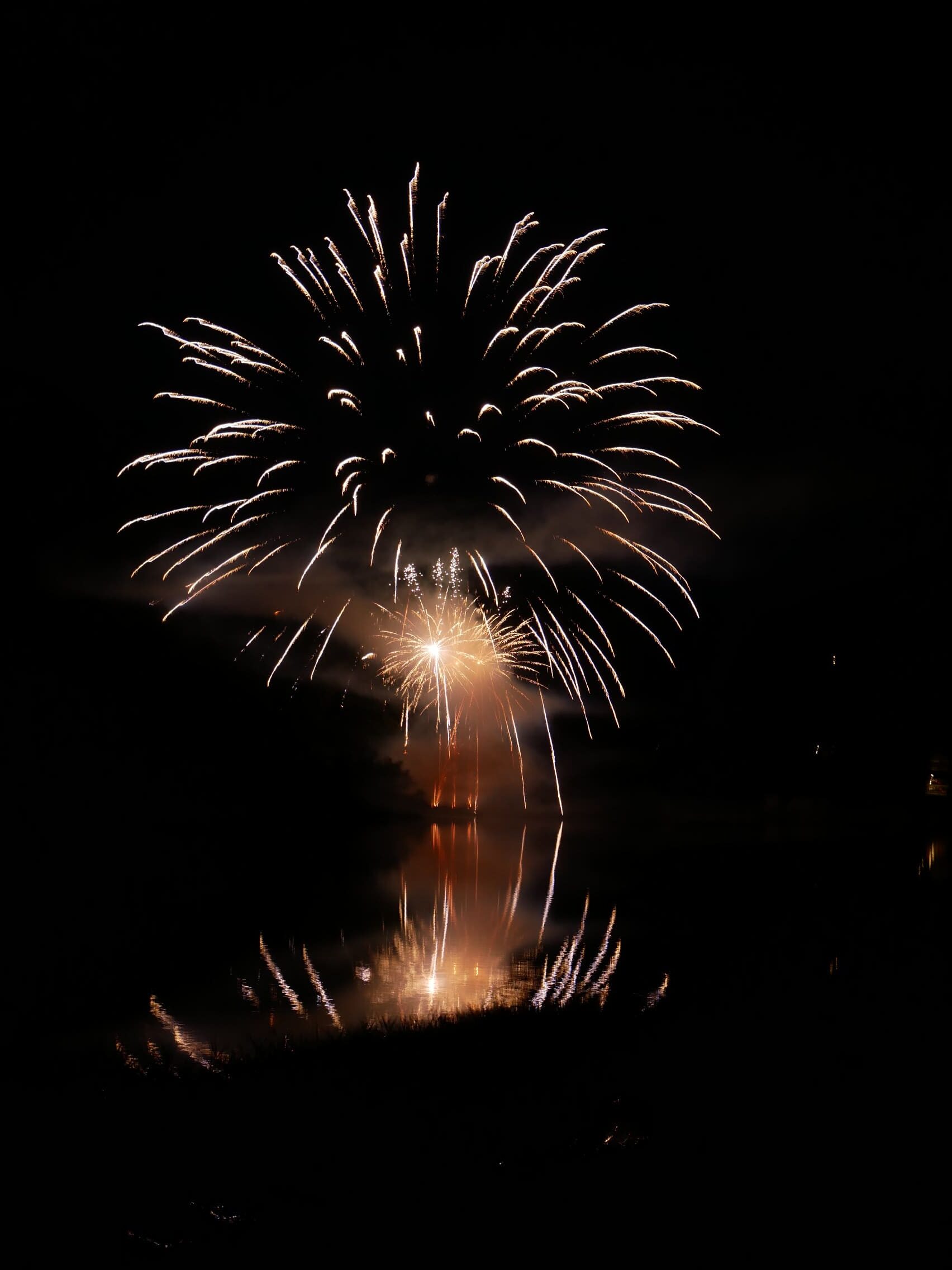 12 c'est le 14 juillet ! tournées spectacles artiflette l'artishow à vélo
