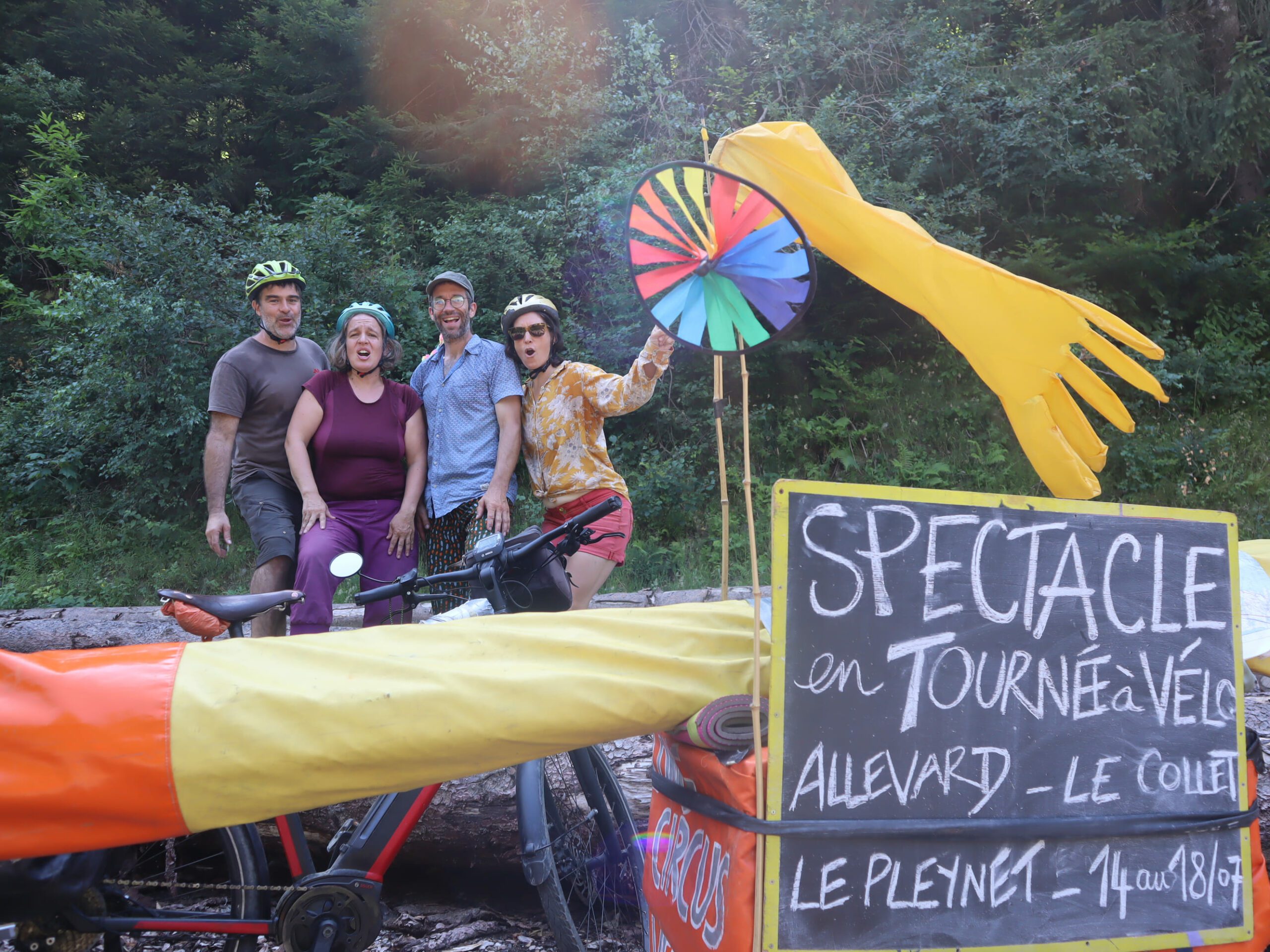 IMG_9956 tournées spectacles artiflette l'artishow à vélo
