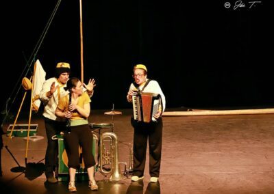 spectacle petits présents pour grand futur, Cie Artiflette