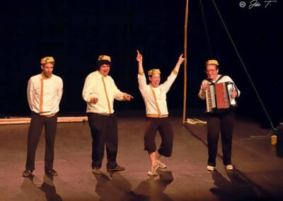 spectacle petits présents pour grand futur, Cie Artiflette