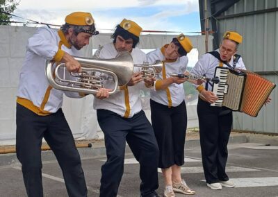 spectacle petits présents pour grand futur, Cie Artiflette
