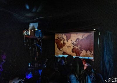 Spectacle Chez Guy et Freddy Cie Artiflette, Théâtre Forain Électrique et Interactif