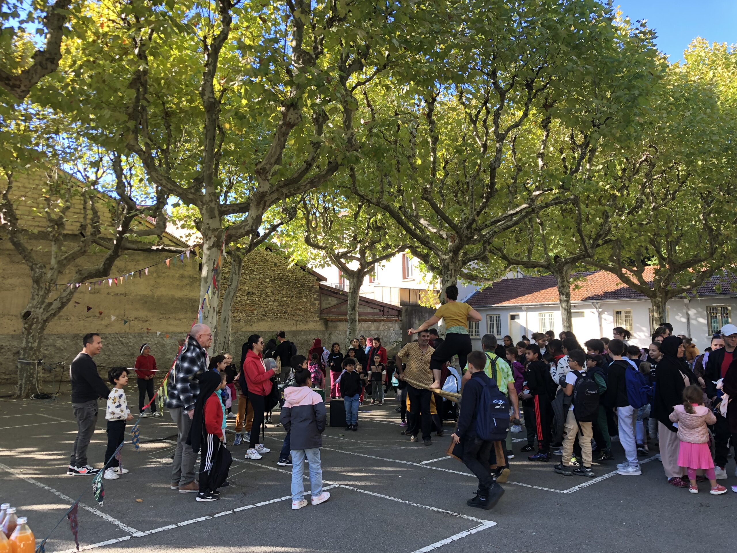 tournées spectacles Artiflette l'Artishow à vélo