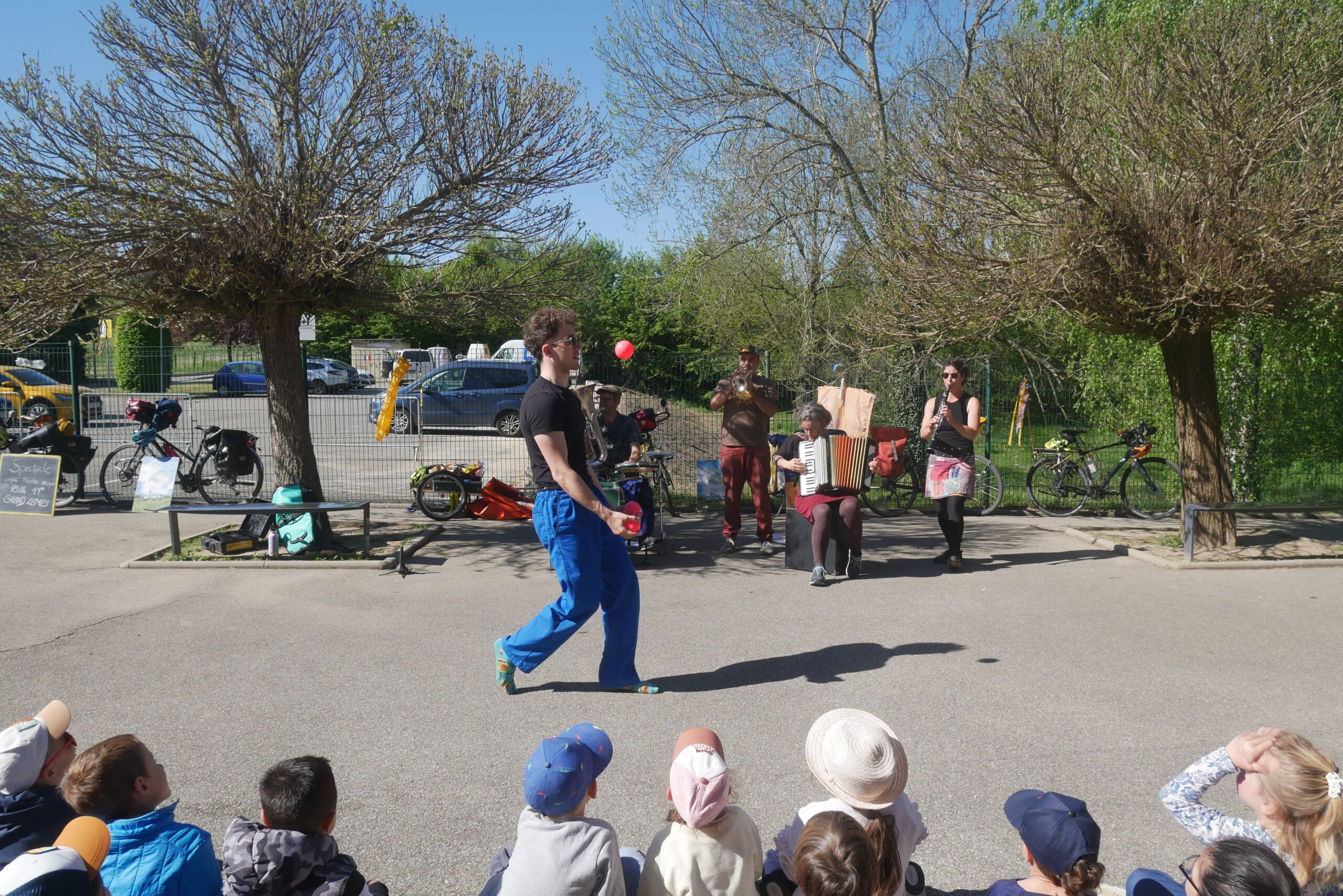 tournées spectacles Artiflette l'Artishow à vélo